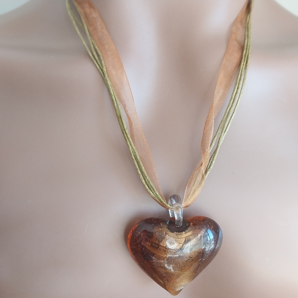 Glass Brown Heart Pendant Necklace - Picture 9 of 12